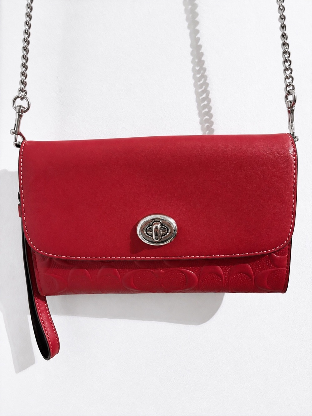 NWOT Coach Chain Crossbody in Signature Leather / True Red!